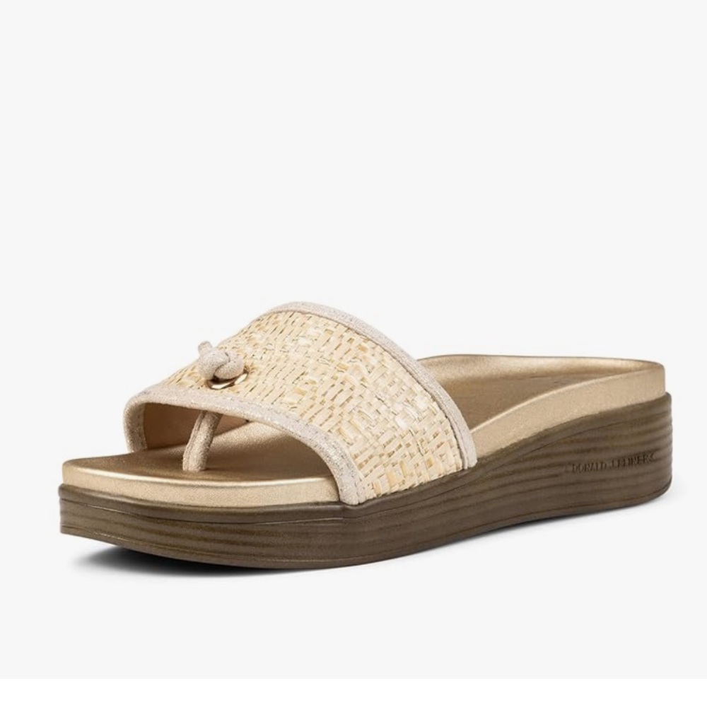 Donald Pliner Farrah Women's Wedge Sandals New - Picture 2 of 16
